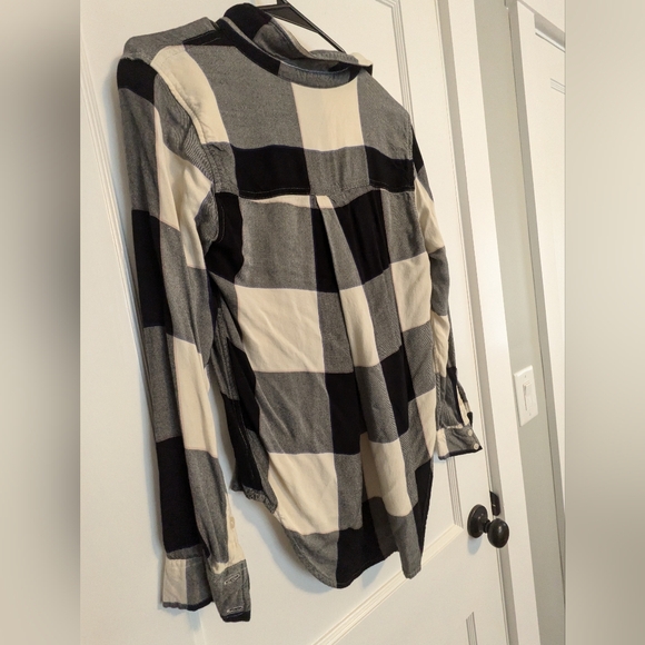 Universal thread plaid shirt - Picture 3 of 5